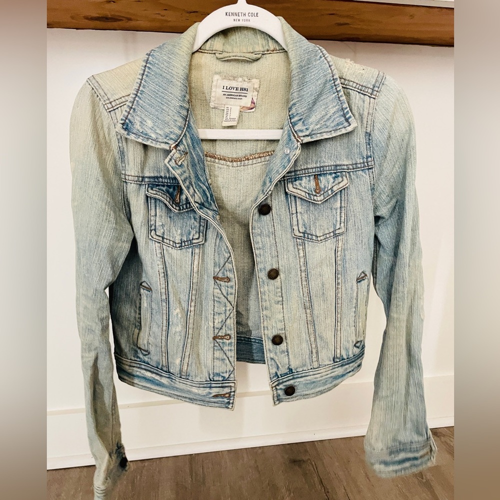 Forever 21 I Love H81 Vintage Classic Short Denim Jacket – Size S